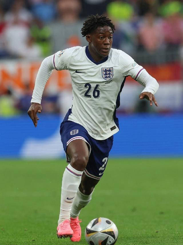 英格兰晋级，豪取胜利