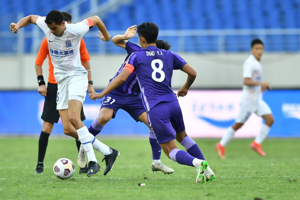 贝内文托防守失误导致败局，球队遭遇失利